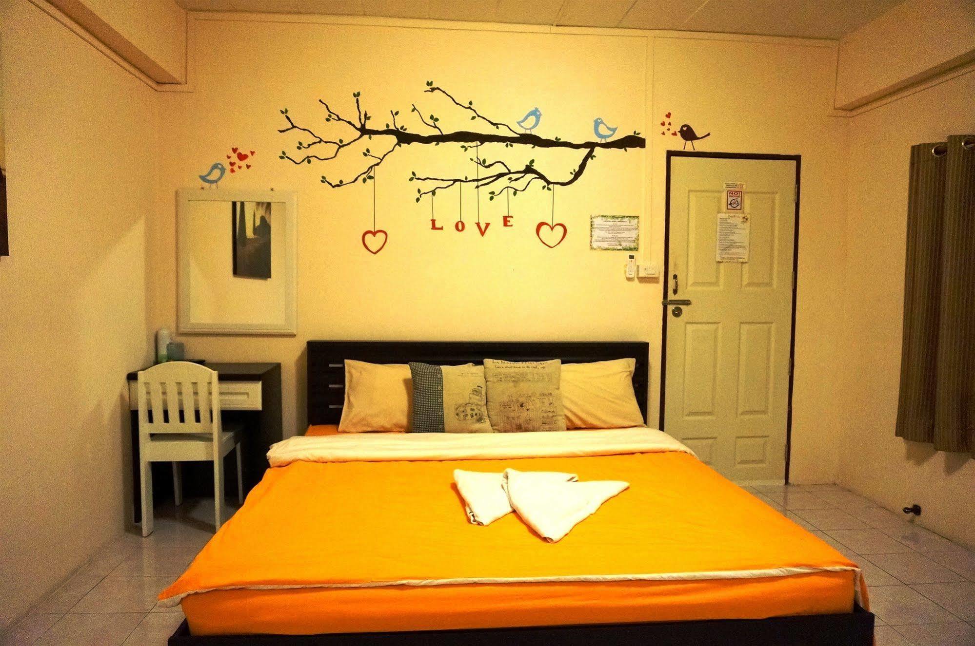 Sunny House 2* Hua Hin