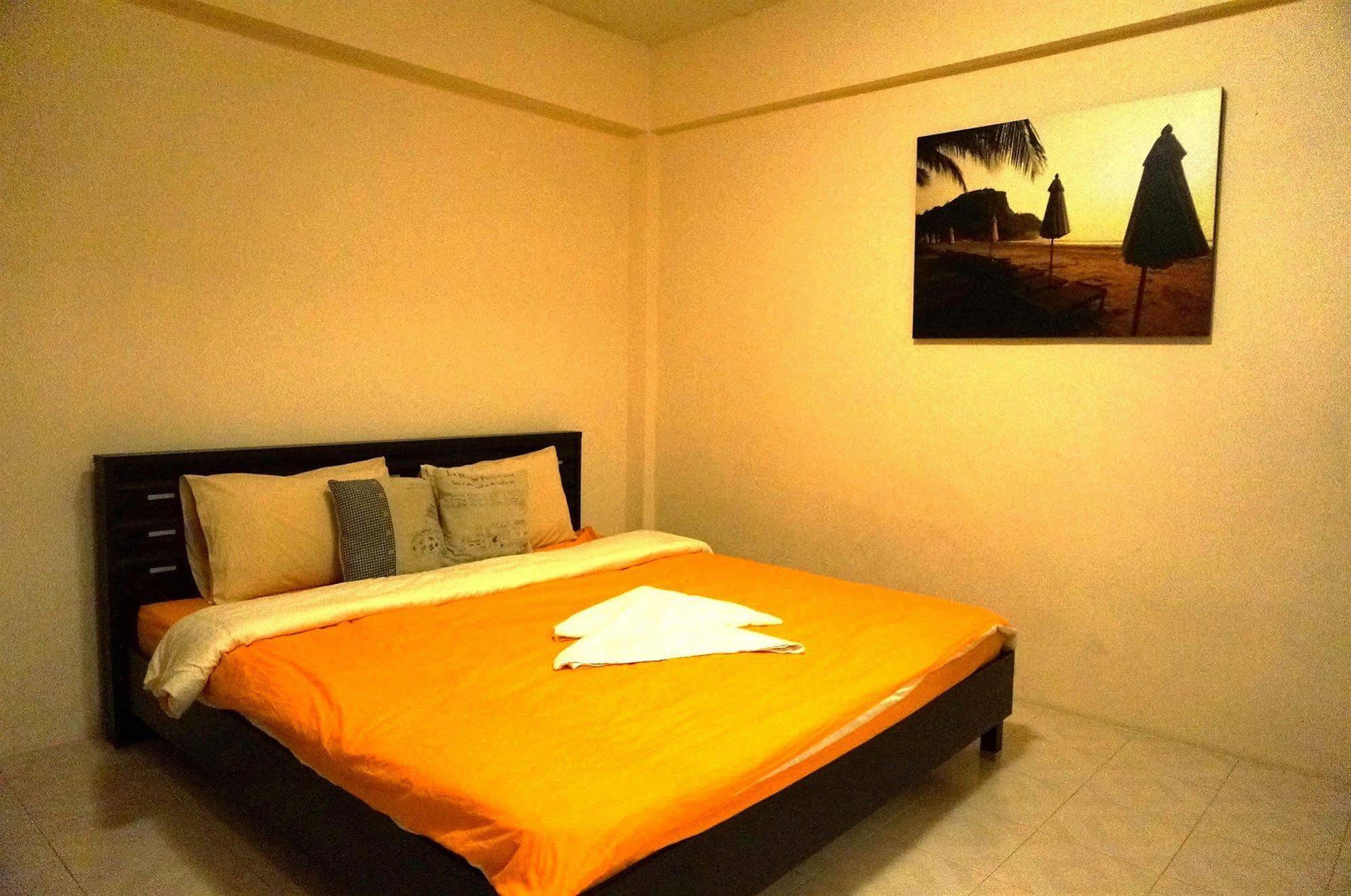 Sunny House Hua Hin