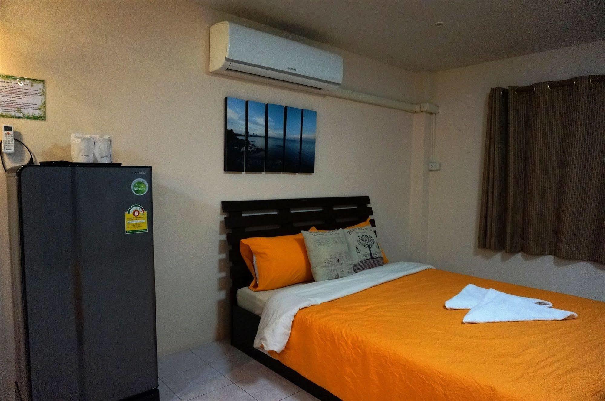 Sunny House 2*